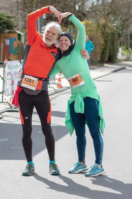 45. Königsforst-Marathon – Ziel 21 km – run happy 1