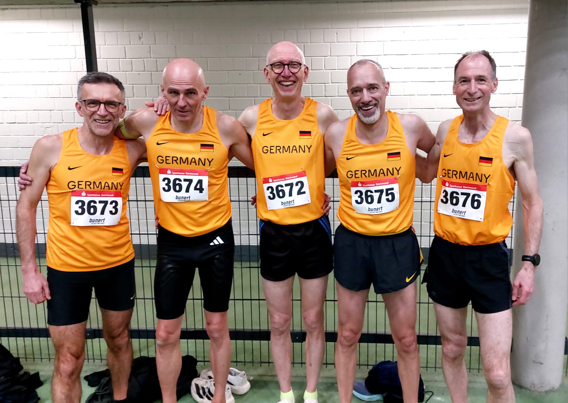 2026-02-14 Dortmund WR 4x800m Staffel M60 (18)