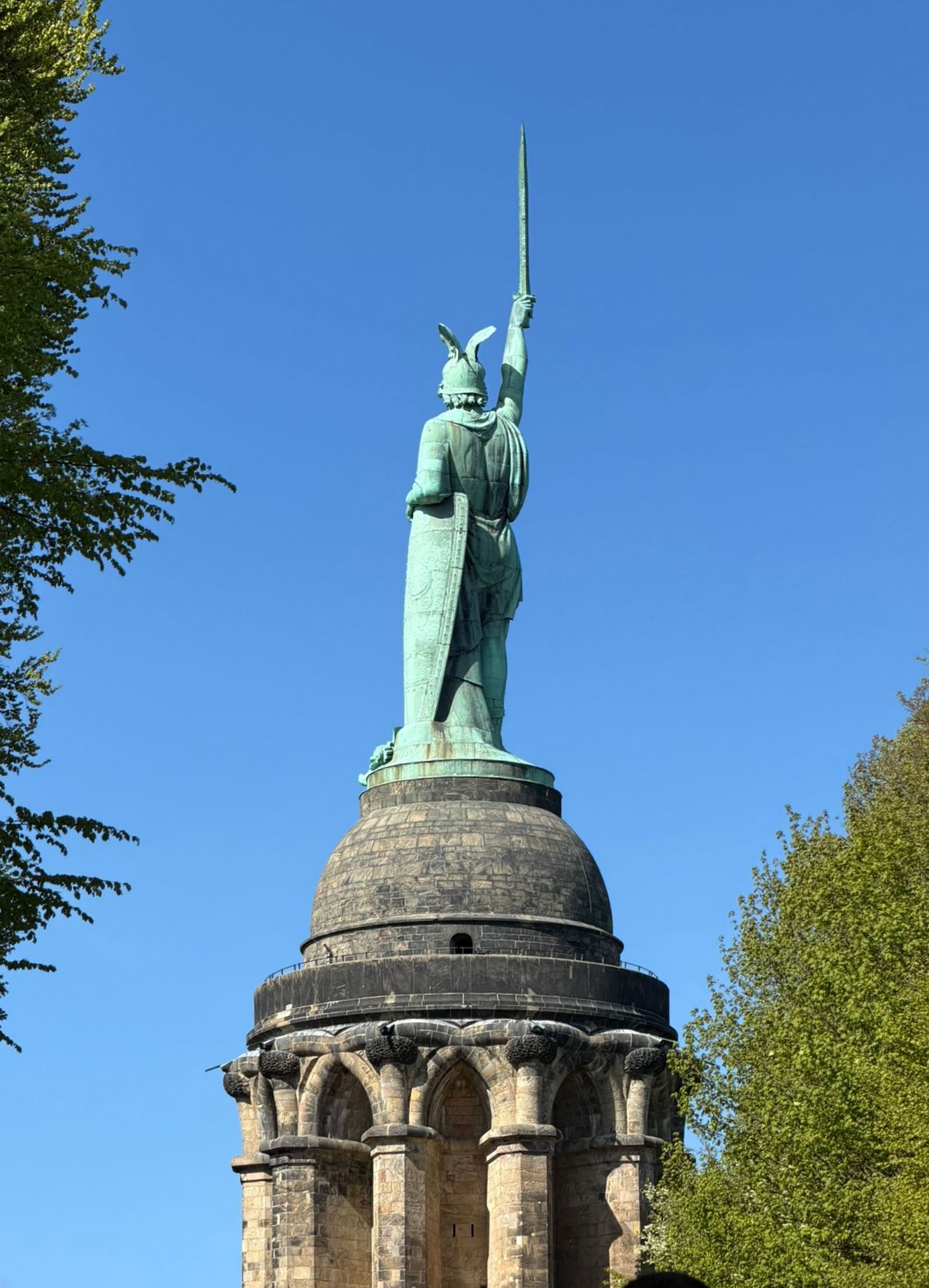 2026-04-26 Hermannslauf – TVR Impressionen – Denkmal